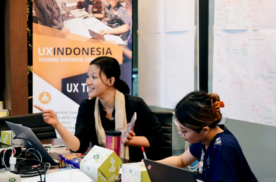 Revolusi Interaksi Bisnis: Mengapa B2B Client Portal Wajib Dimiliki Perusahaan di Indonesia